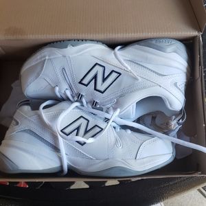 New balance shoes